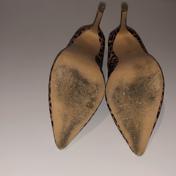 4 1/2 inch Leopard heels. - Picture 3 of 4